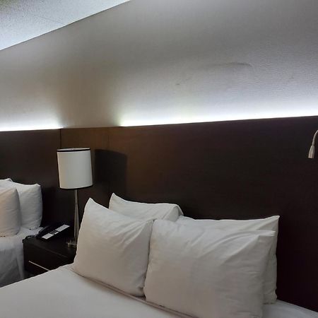 Best Western Hotel Бросард Екстериор снимка