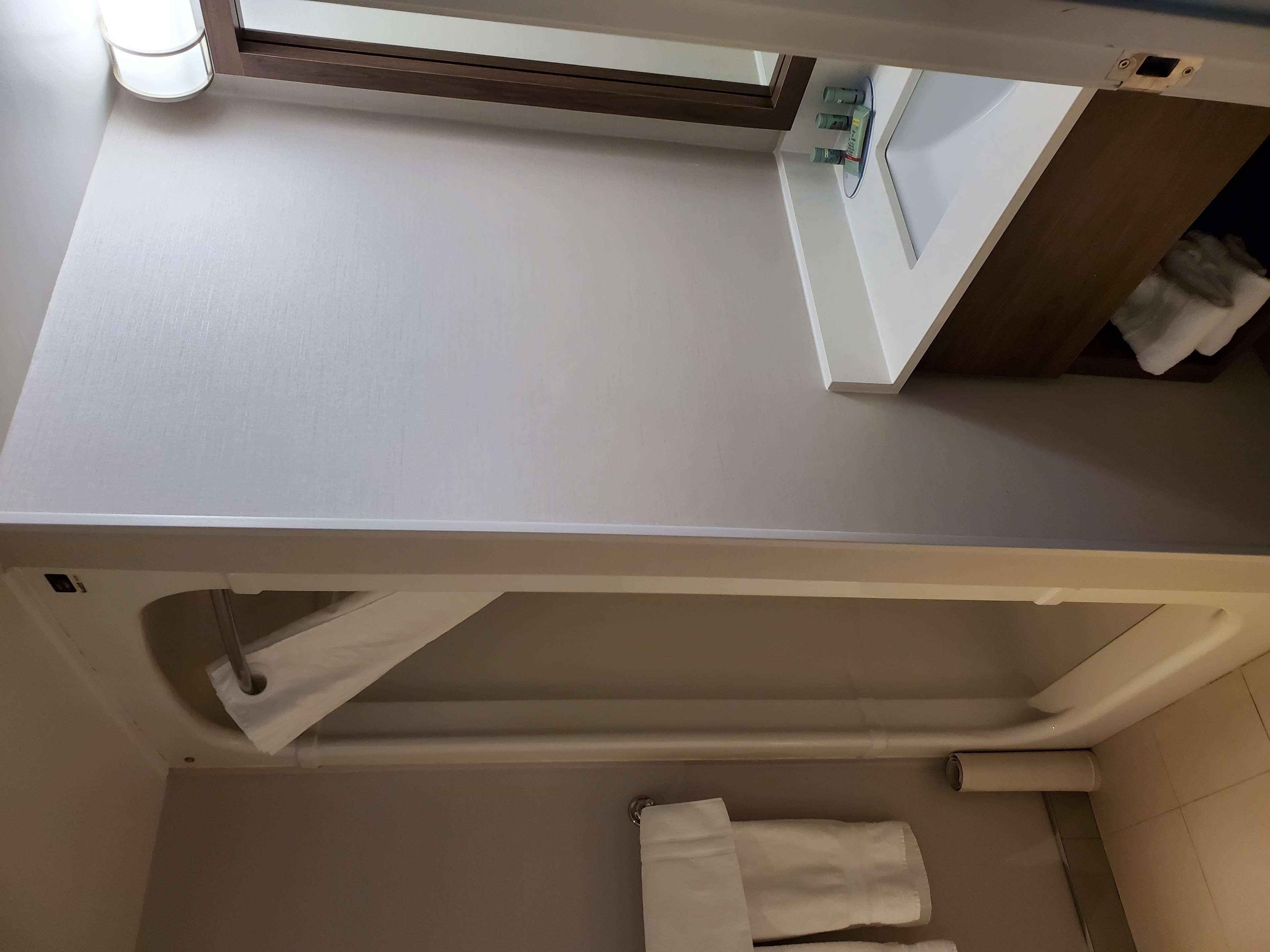 Best Western Hotel Бросард Екстериор снимка