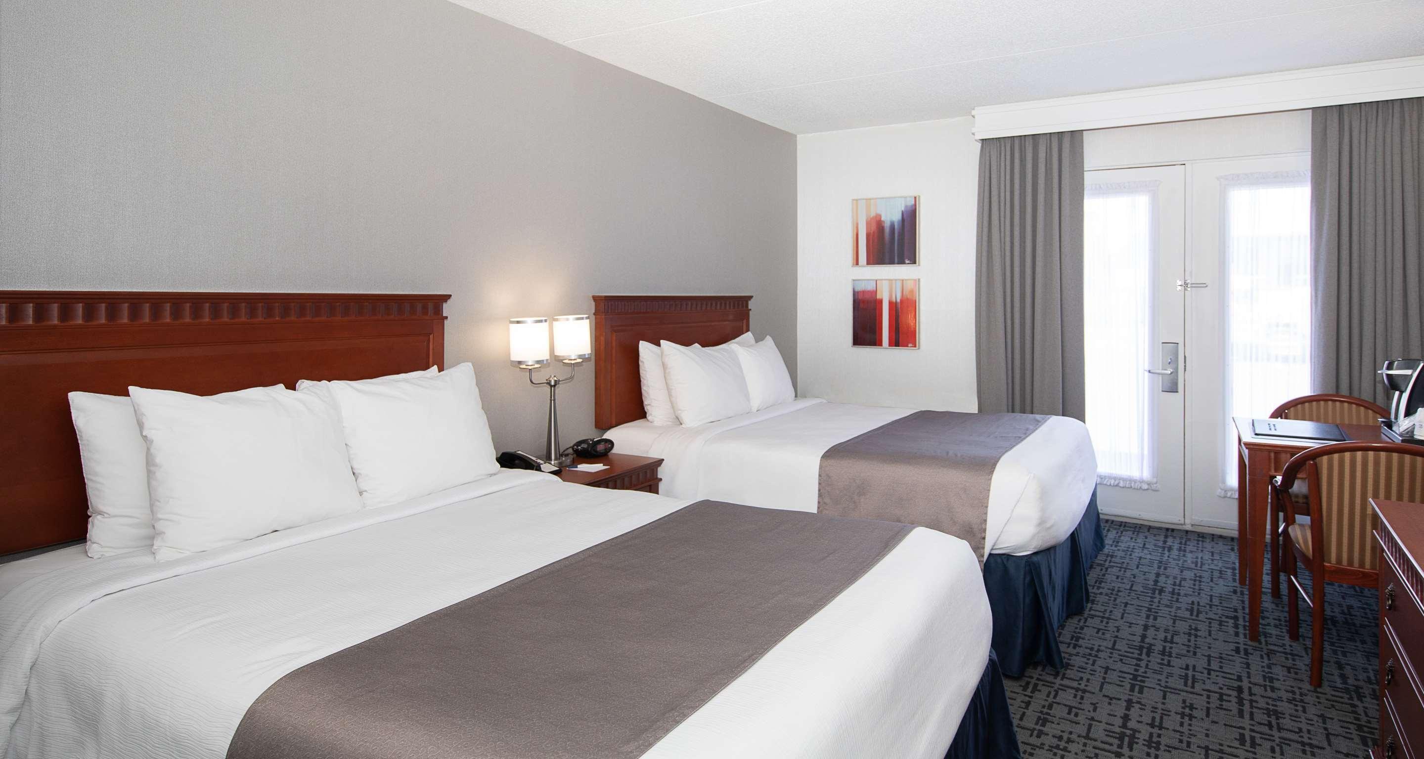 Best Western Hotel Бросард Екстериор снимка